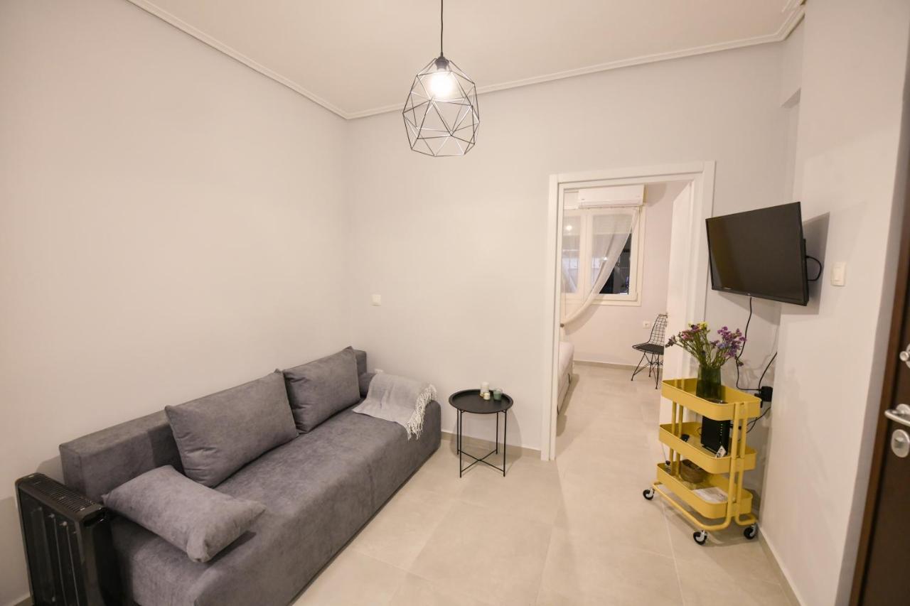 Modern, Comfortable Apartment, In The Heart Of The City_2 Larissa Bagian luar foto