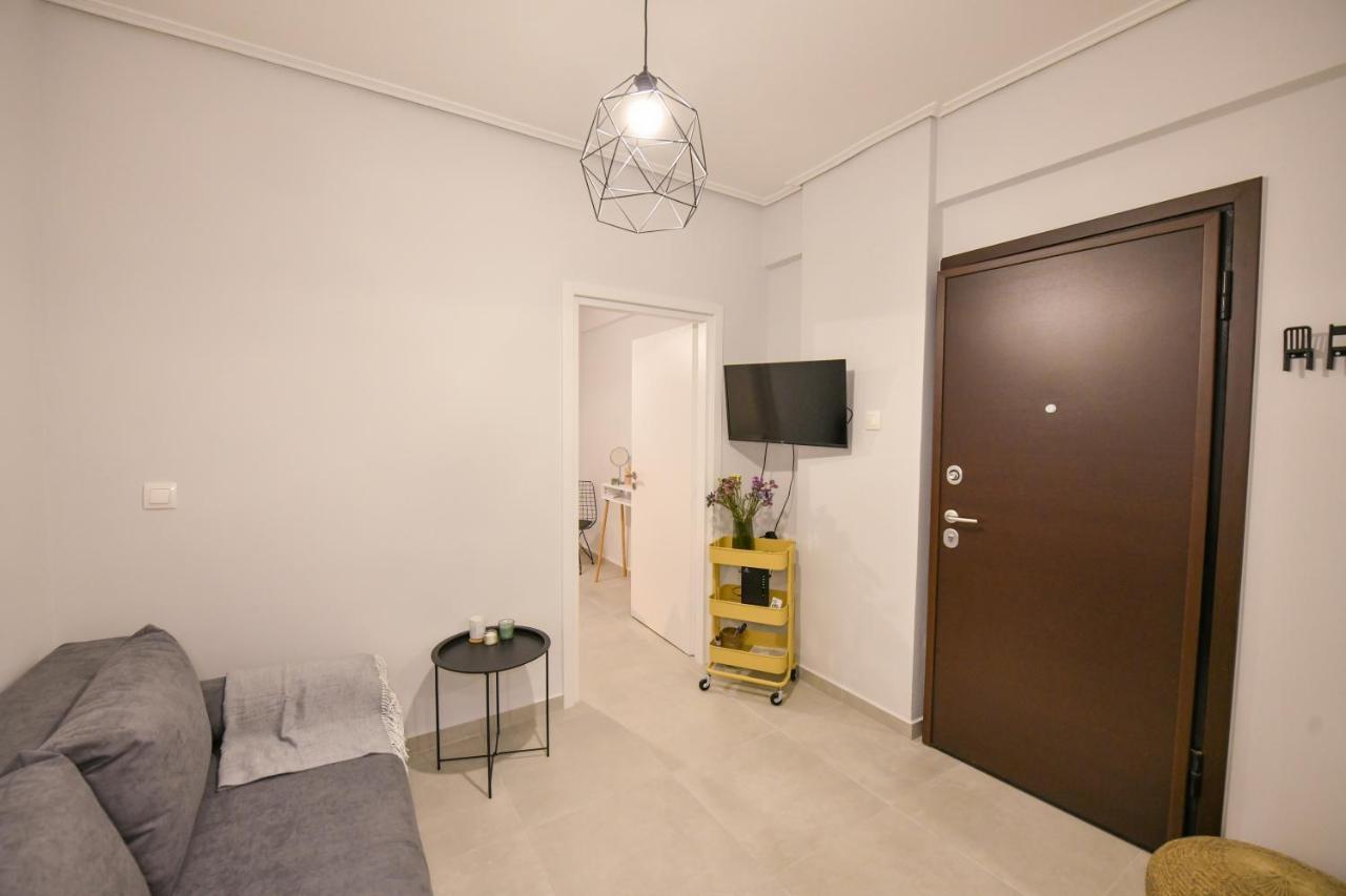 Modern, Comfortable Apartment, In The Heart Of The City_2 Larissa Bagian luar foto