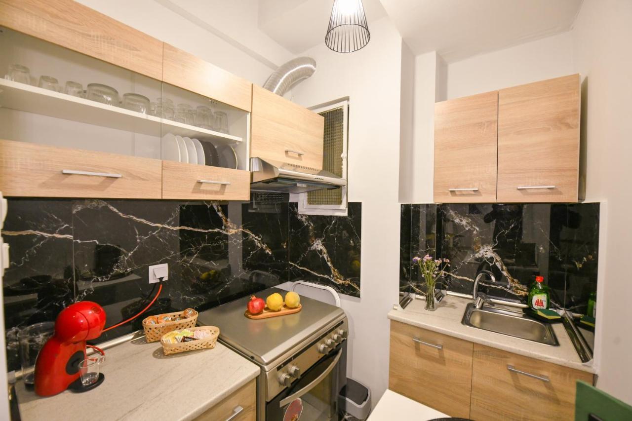 Modern, Comfortable Apartment, In The Heart Of The City_2 Larissa Bagian luar foto