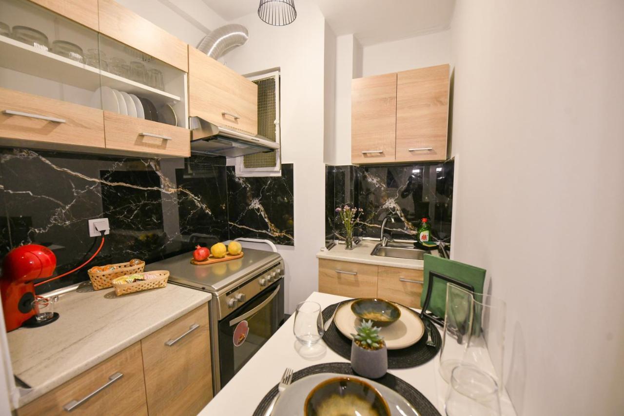 Modern, Comfortable Apartment, In The Heart Of The City_2 Larissa Bagian luar foto